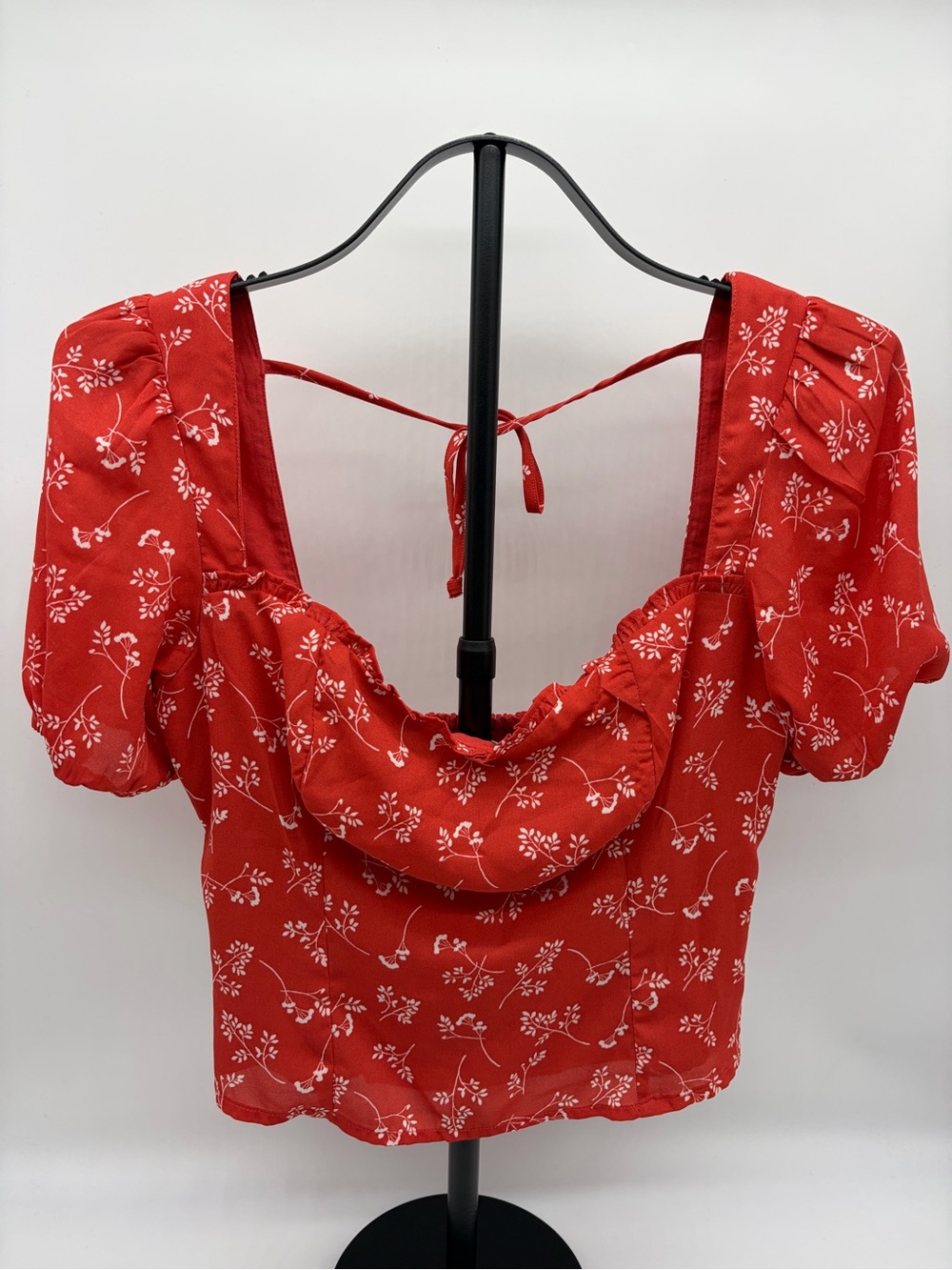 Abercrombie & Fitch Red Floral Puff-Sleeve Crop Top